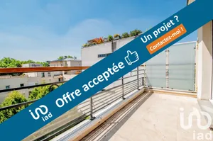Apartment at Montrouge (92120)