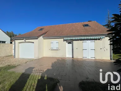 House at Monnaie (37380)