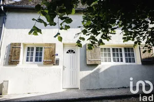House at Moulins-la-Marche (61380)