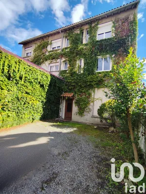 Building at Saint-Gaudens (31800)