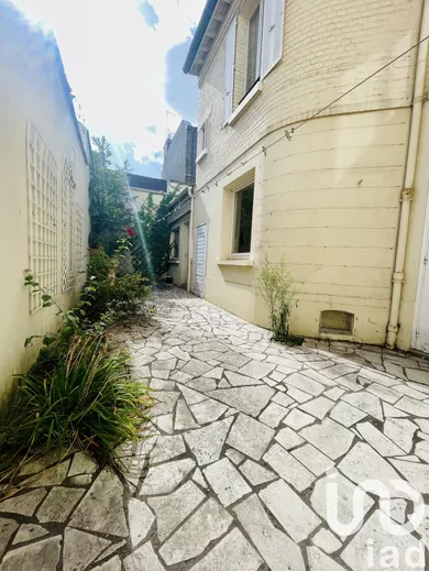 Townhouse in Reims (51100)
