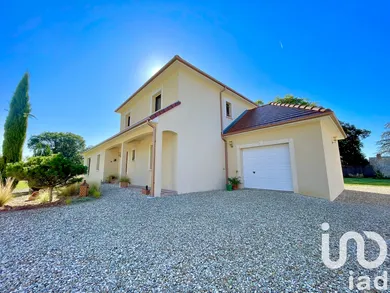 Maison d'architecte à Le Blanc (36300)