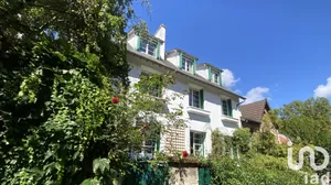 Maison à Paris (75019)