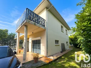House in Artigues-près-Bordeaux (33370)