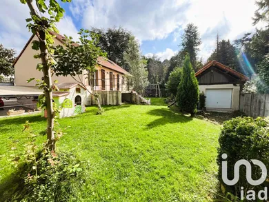 House at Champlan (91160)