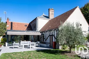 House at Ardon (45160)