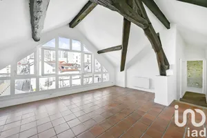 Townhouse in Puteaux (92800)