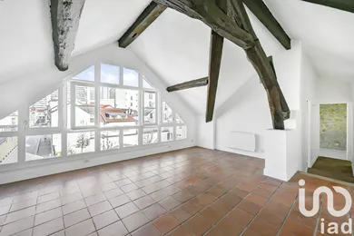 Townhouse in Puteaux (92800)