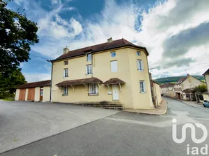 Immeuble à Salornay-sur-Guye (71250)