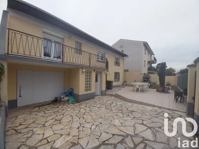 House at Montfermeil (93370)