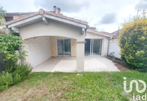 House at Carbon-Blanc (33560)