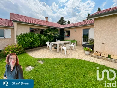 Maison traditionnelle à Saint-Genest-Lerpt (42530)