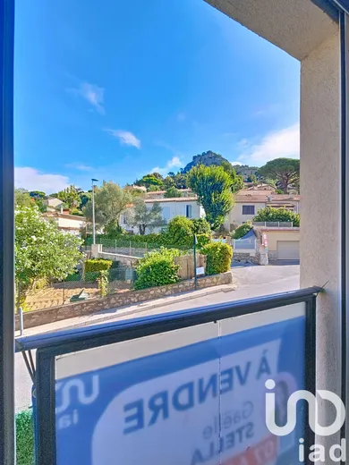 Appartement à Hyères (83400)