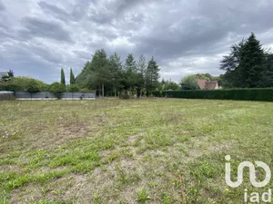 Land at Veigné (37250)