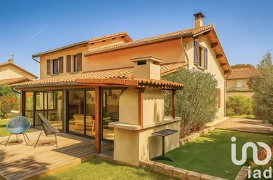 House at Pont-Évêque (38780)