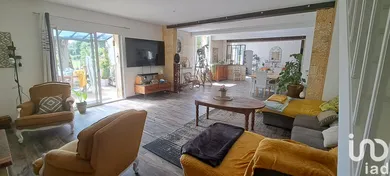 Park home at Faleyras (33760)