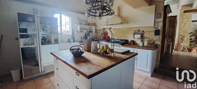 Park home at Faleyras (33760)