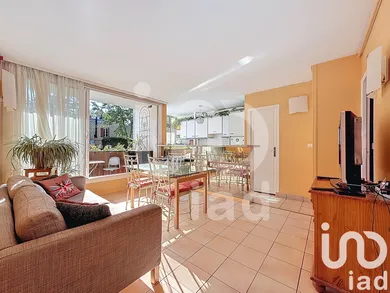 Apartment in Maisons-Laffitte (78600)