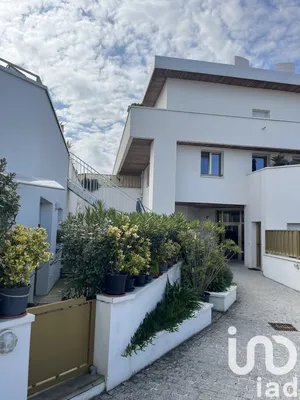 Apartment in Lacanau (33680)