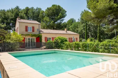 Domaine à Éguilles (13510)