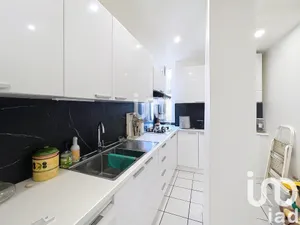 Apartment in Pantin (93500)