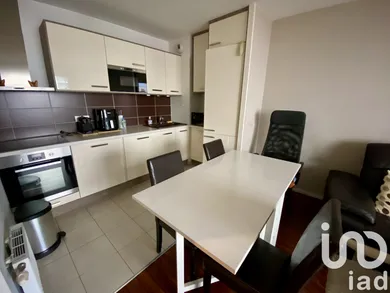 Apartment in Neuilly-sur-Marne (93330)