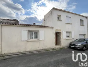 Village house in Esnandes (17137)