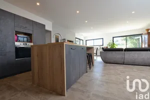 House in Ginestas (11120)