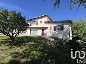 Maison d'architecte à Branne (33420)