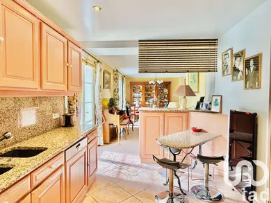 Maison à Fontainebleau (77300)