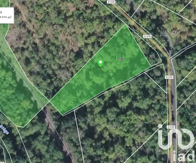 Leisure land at SONNAC (12700)