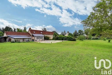 Longere at Chançay (37210)