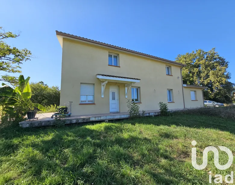 Maison 7 pièces 196 m² · à Moissac · 196 m² · 239 000 €