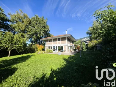 Traditional house in Neydens (74160)