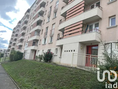 Apartment in Melun (77000)