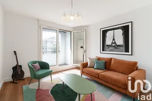 Apartment at Paris (75020)