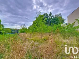 Terrain à Soignolles-en-Brie (77111)