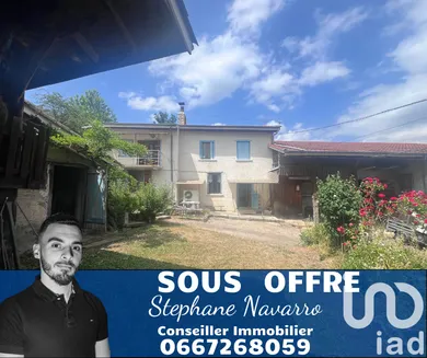 Farm at Saint-Martin-la-Sauveté (42260)