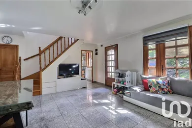 Maison à Saint-denis (93380)