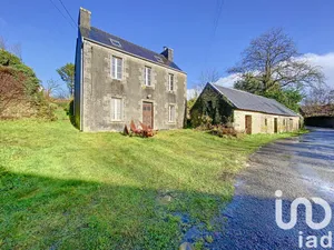 Maison à Plounéour-Ménez (29410)