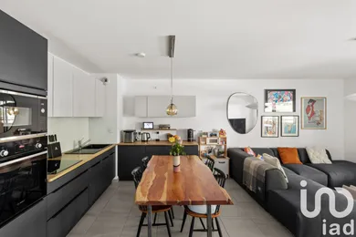 Appartement à Aix-en-Provence (13090)
