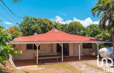 Maison à Petit-Bourg (97170)