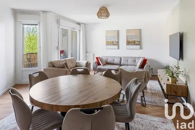 Apartment in Nantes (44300)