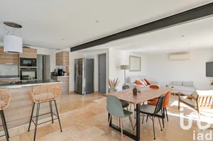 Apartment at Bandol (83150)