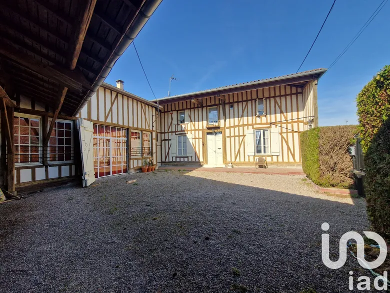 Maison 6 pièces 235 m² · à Vitry-le-François · 235 m² · 350 000 €