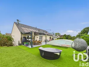 House at Voulx (77940)