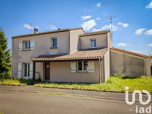 House in Ruelle-sur-Touvre (16600)