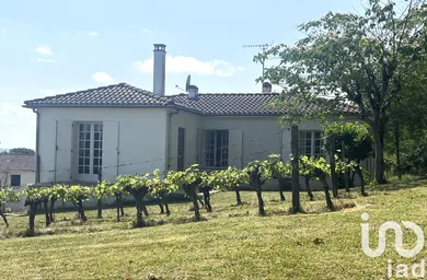 Village house in Colayrac-Saint-Cirq (47450)
