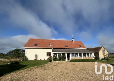 Maison de campagne à Saint Pierre des bois (72430)