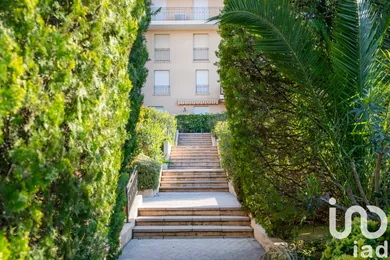 Studio à Saint-Tropez (83990)